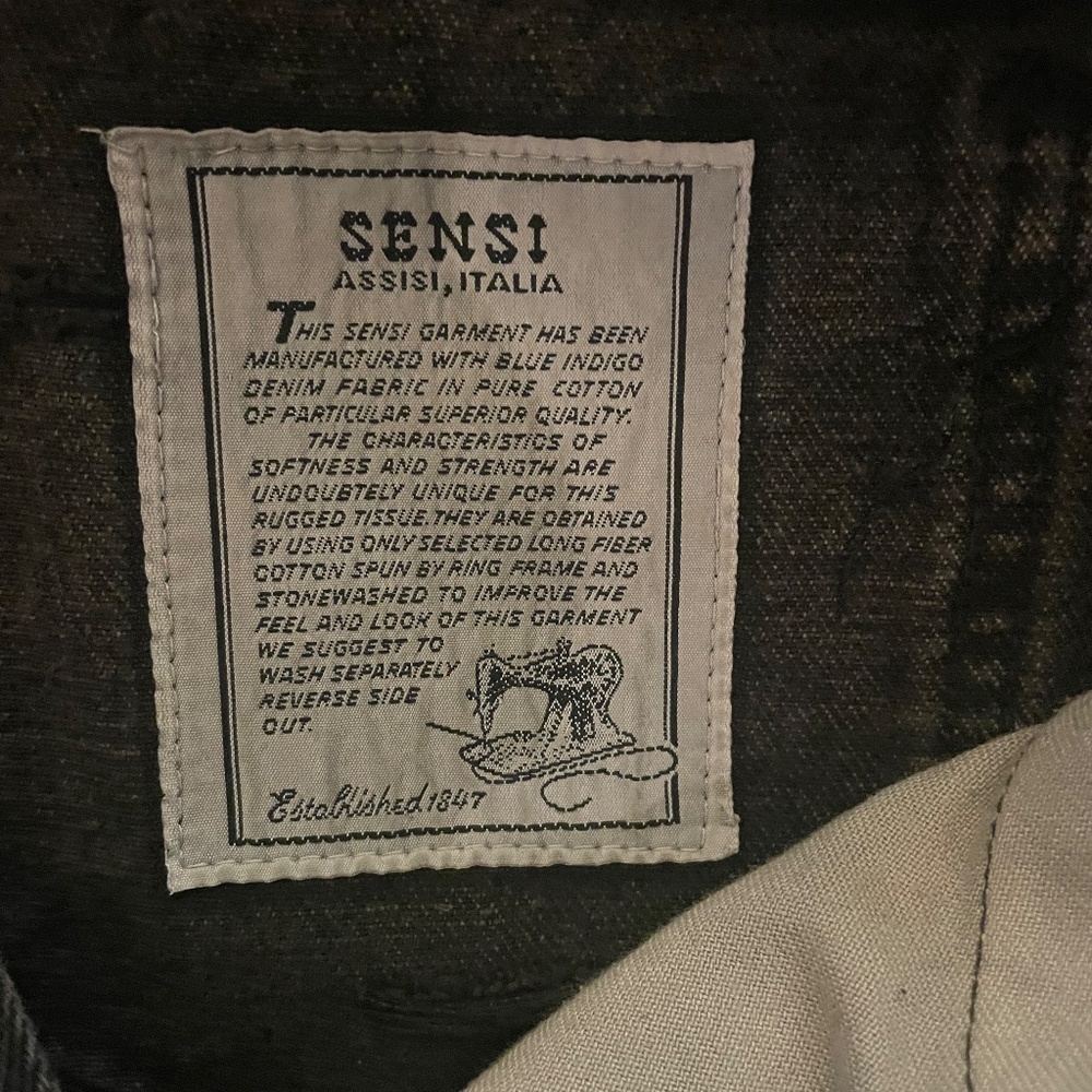 Vintage Sensi From Italia- distressed Denim Bermuda shorts - Picture 3 of 4